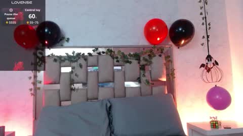 Scarlet online show from October 2025 11:55:02 AM