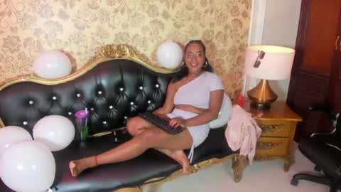 scarletttoush online show from May 2026 04:41:01 AM