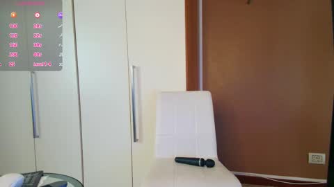 Cristal online show from October 2025 08:36:02 AM