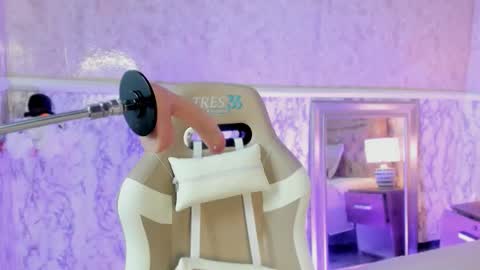 Scarlet online show from November 2025 06:50:02 PM