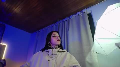 Scarllett online show from November 2025 06:24:01 AM