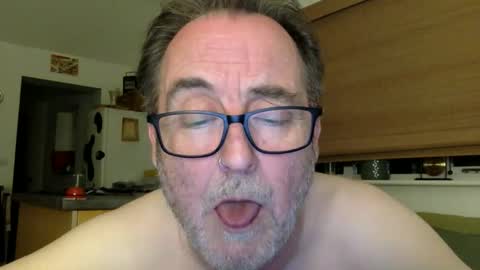 scbiggersballs online show from April 2026 01:29:01 AM