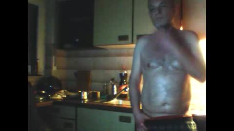 schnibschnab online show from February 2026 02:07:02 AM