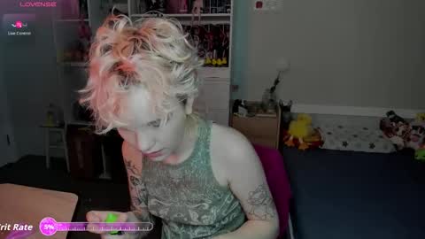 Snapshot of school_love chatting on December 2025 07:14:02 AM Rina online show from December 2025 07:14:02 AM