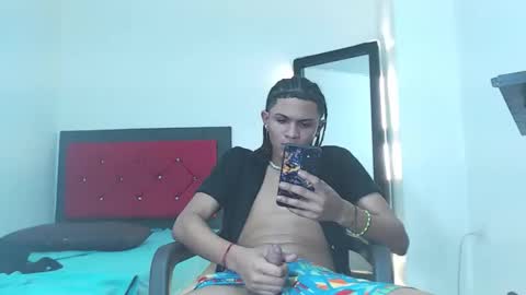 scootthh online show from December 2025 02:08:02 AM