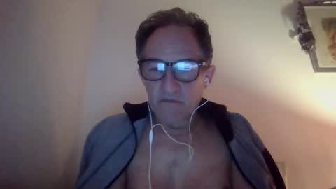 scotchwhieskie online show from April 2026 11:03:02 PM