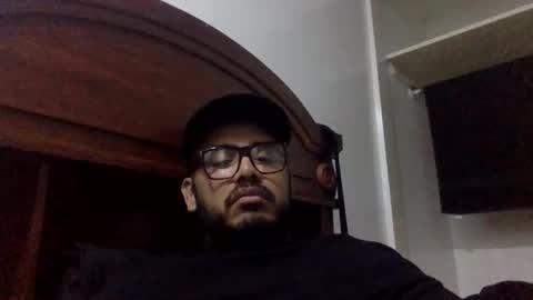scrwedup_jux online show from May 2026 05:46:01 AM