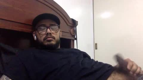 scrwedup_jux online show from May 2026 06:22:01 AM