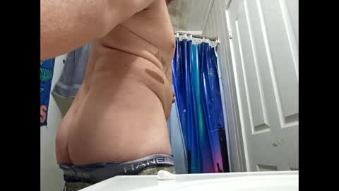 Arin online show from December 2024 01:10:01 AM