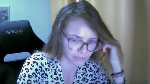 Snapshot of sea_dream chatting on September 2025 03:52:02 AM SEA Dream online show from September 2025 03:52:02 AM