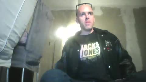 Sean online show from April 2026 07:42:01 PM