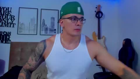 Sean Carrera online show from November 2025 02:28:02 AM