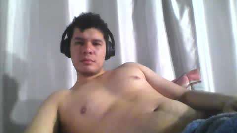 Snapshot of seb5758 chatting on November 2025 04:12:01 AM Seb online show from November 2025 04:12:01 AM