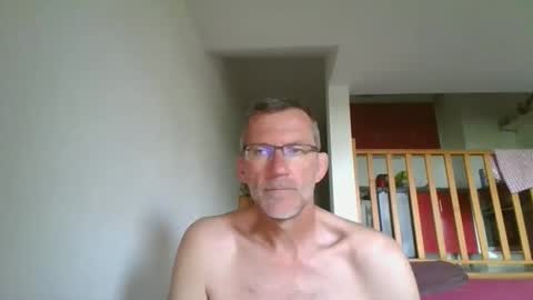 Snapshot of seb846894 chatting on May 2026 05:58:02 AM seb846894 online show from May 2026 05:58:02 AM