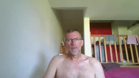Snapshot of seb846894 chatting on May 2026 07:16:01 AM seb846894 online show from May 2026 07:16:01 AM