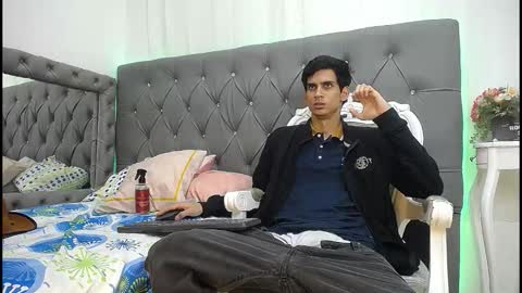 sebalexis7 online show from October 2025 04:01:02 AM