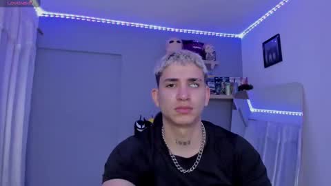 Sebastin online show from February 2025 07:04:02 PM