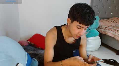 sebas_fire4 online show from April 2026 02:26:01 PM