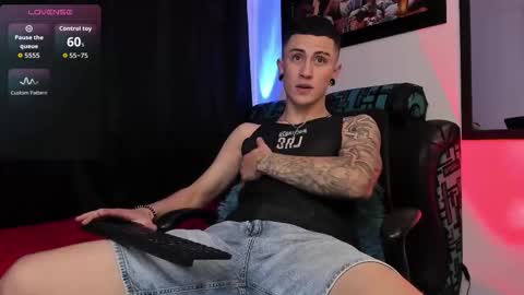 Sebastian online show from February 2026 09:33:02 PM