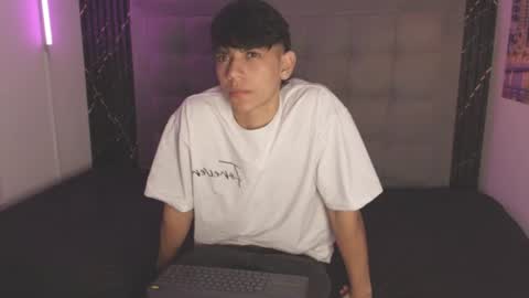 sebas_pretty7 online show from July 2026 12:33:01 PM