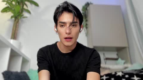 sebastian online show from January 2025 03:19:01 AM