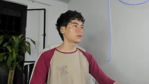 sebastian online show from September 2025 11:08:02 PM