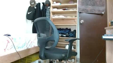 Snapshot of sebasslops chatting on February 2025 07:10:02 PM Sebas online show from February 2025 07:10:02 PM