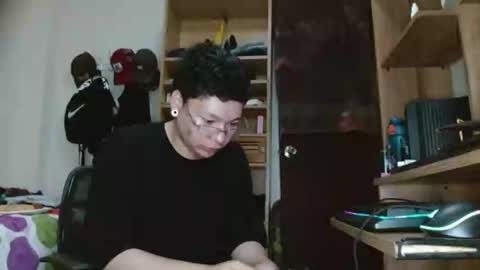 Snapshot of sebasslops chatting on February 2025 11:47:02 PM Sebas online show from February 2025 11:47:02 PM