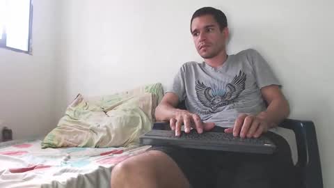 Snapshot of sebasslops chatting on February 2025 07:41:01 PM Sebas online show from February 2025 07:41:01 PM