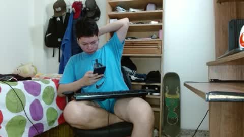 Snapshot of sebasslops chatting on February 2025 03:59:02 AM Sebas online show from February 2025 03:59:02 AM