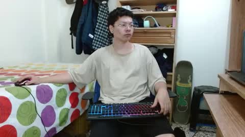 Snapshot of sebasslops chatting on March 2025 06:30:01 AM Sebas online show from March 2025 06:30:01 AM