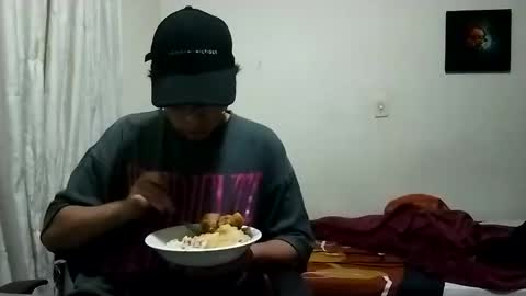 Snapshot of sebasslops chatting on October 2025 12:15:02 AM Sebas online show from October 2025 12:15:02 AM