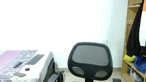 Snapshot of sebasslops chatting on March 2026 05:33:02 AM Sebas online show from March 2026 05:33:02 AM