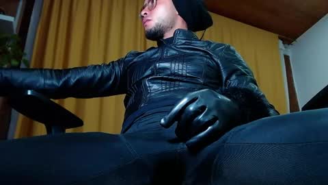 Sebastian online show from May 2026 05:23:01 AM