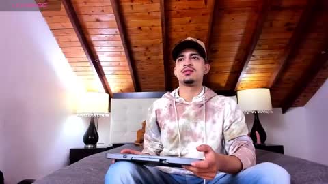 Sebastian Berne online show from February 2025 02:29:02 PM