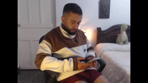 Snapshot of sebastian_ferrer111 chatting on October 2025 05:00:02 AM Sebastian Ferrer online show from October 2025 05:00:02 AM