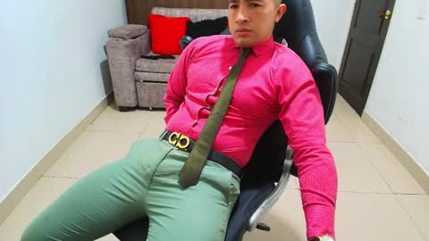 juan  sebastian online show from February 2025 12:32:02 PM