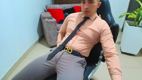 juan  sebastian online show from March 2025 12:12:01 PM