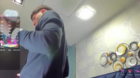  Sebastian  online show from September 2025 12:37:01 PM