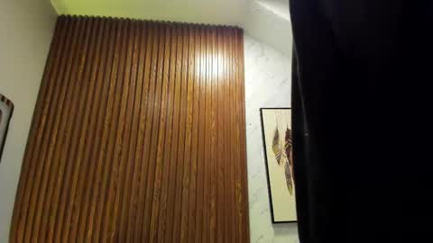  Sebastian  online show from October 2025 01:42:01 PM