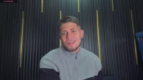  Sebastian  online show from November 2025 11:39:02 PM