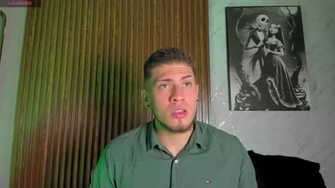  Sebastian  online show from December 2025 07:31:01 PM