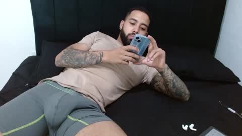 Sebastiano online show from December 2024 04:47:01 AM