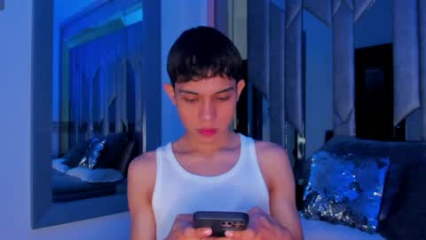 Snapshot of sebax_00 chatting on June 2026 08:35:01 PM Sebastian online show from June 2026 08:35:01 PM