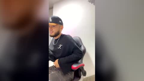 ryan miller online show from February 2026 03:48:01 AM