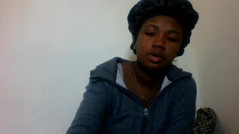 Snapshot of secil3274 chatting on July 2026 04:30:01 AM secil3274 online show from July 2026 04:30:01 AM
