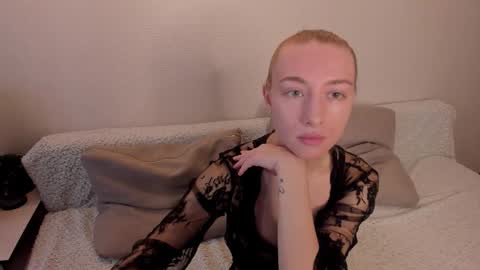 Amanda and  pair in a real life we love each other but can play with you online show from October 2025 09:21:02 AM