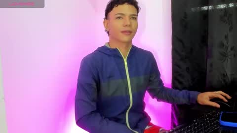 JUSTIN online show from November 2025 12:19:02 PM