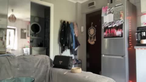 Secret Lovers online show from April 2026 02:48:01 PM