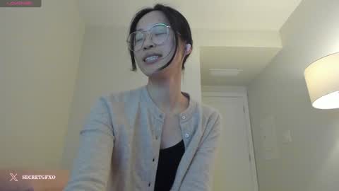 Snapshot of secretgirlfriendxo chatting on December 2024 07:16:01 AM Angela online show from December 2024 07:16:01 AM